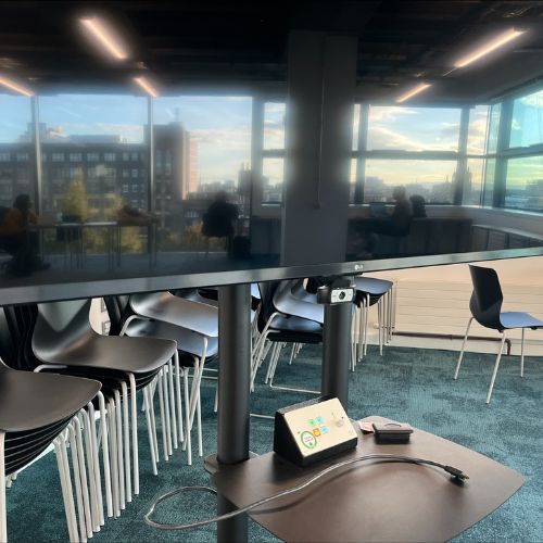 Meeting room screen Meeting room screen